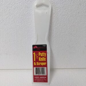 A one and half inch putty knife