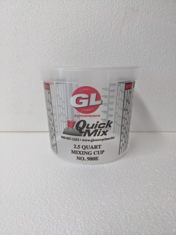 A picture of 2.5 quart mixing cup, no 980E