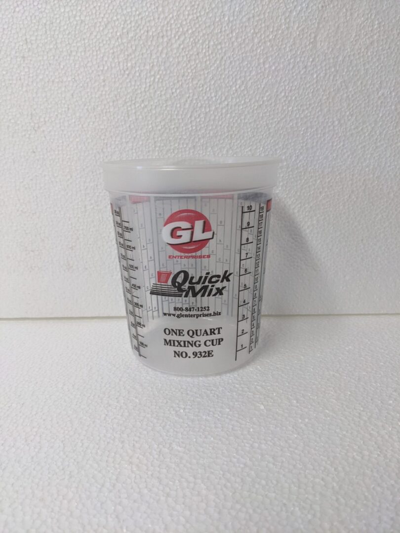 A picture of a 1 quart mixing cup, no.932E