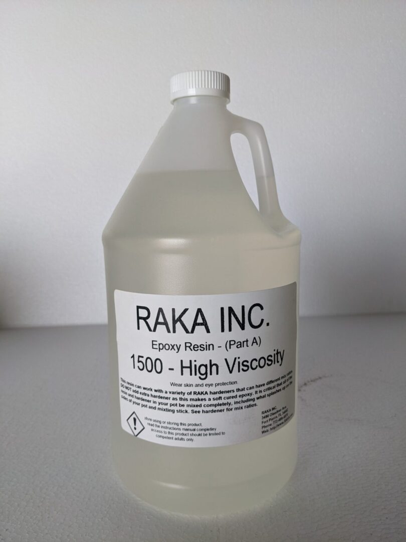 A bottle of 1500 high viscosity epoxy resin